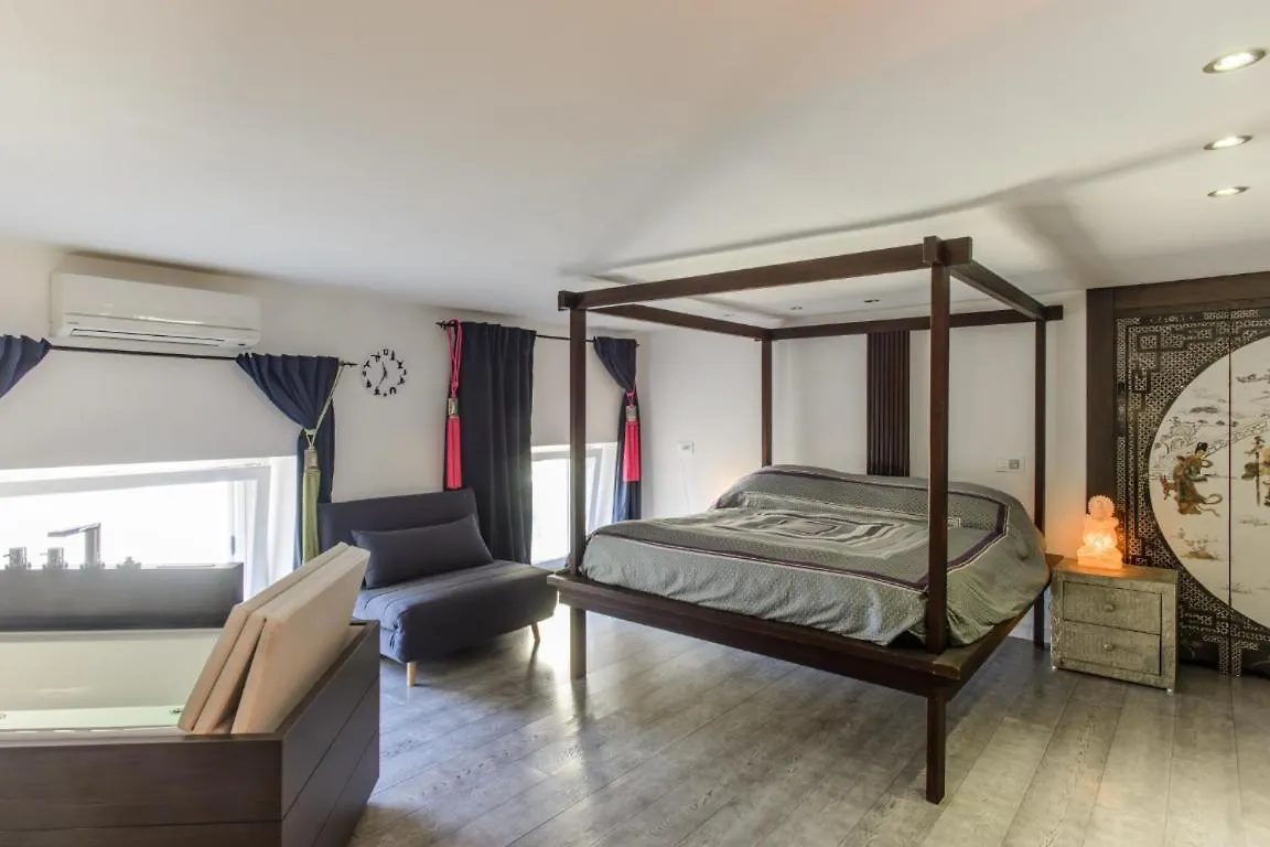 Guest house Luxury Suite San Carlo Naples Italy